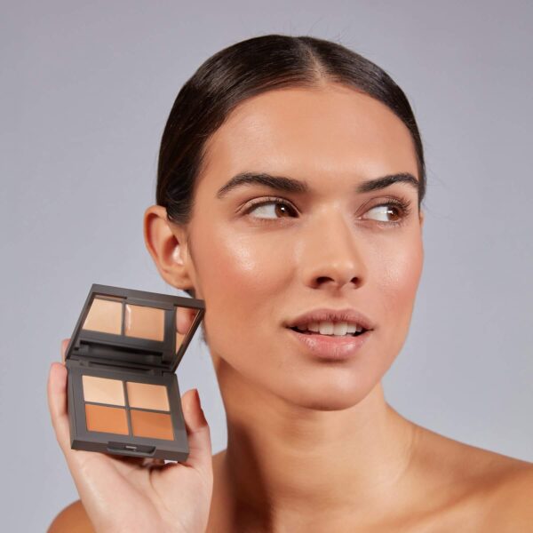 Contour-Palette-Model_colombia.argansdermatologyproducts.com