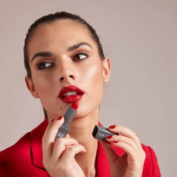 Glossy-Lipstick-Model_col.argansdp.com
